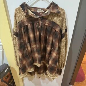 Oli & Hali Cream Lace Detail Blouse